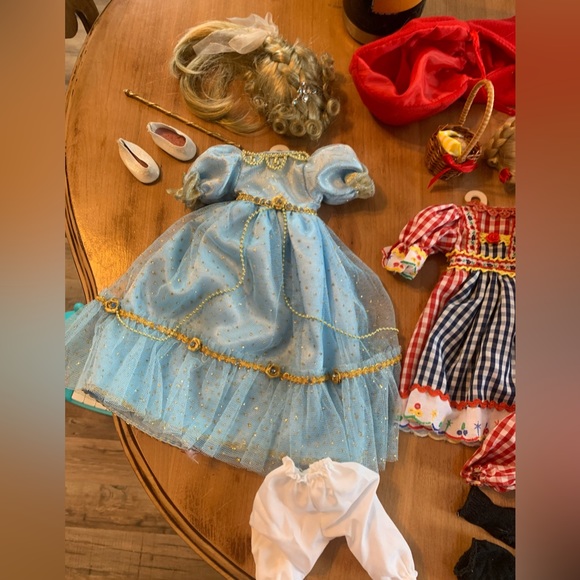 Paradise Galleries Porcelain Princess-for-a-Day Doll (vintage) - Picture 7 of 10